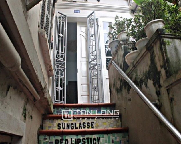 2 bedrooms Apartment in Hoan Kiem, Vietnam No. 1285