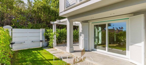 3 bedrooms Villa in Forte dei Marmi, Italy No. 69925 16