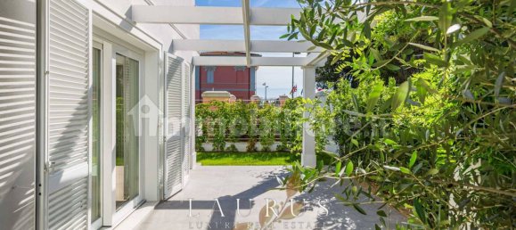 3 bedrooms Villa in Forte dei Marmi, Italy No. 69925 23