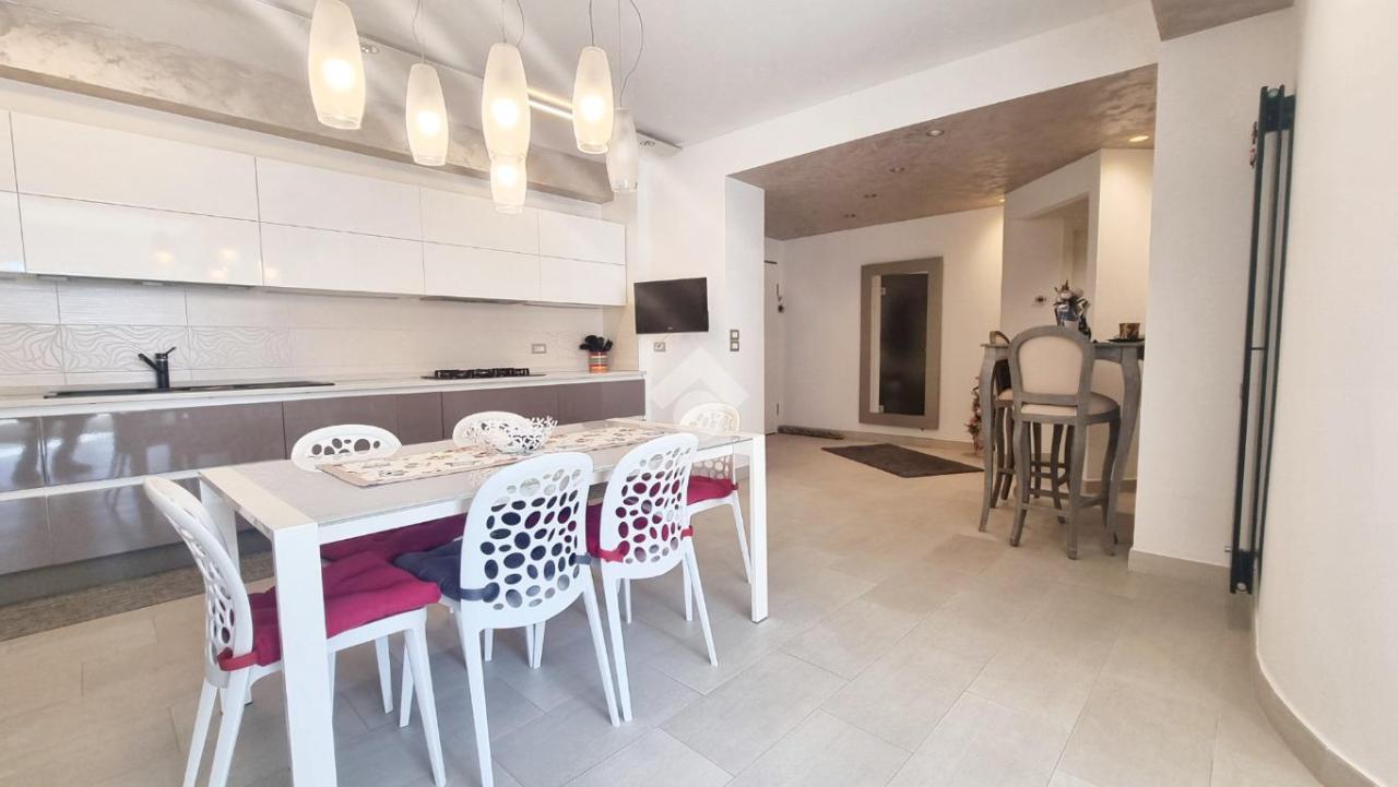 4 rooms Apartment in San Benedetto del Tronto, Italy No. 146015