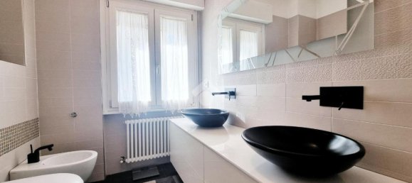 4 rooms Apartment in San Benedetto del Tronto, Italy No. 146015 6