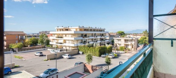 2 bedrooms Apartment in Rome, Italy No. 350372 24