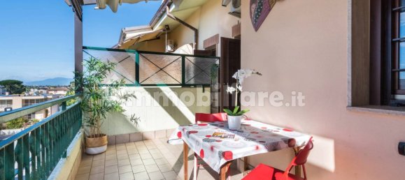 2 bedrooms Apartment in Rome, Italy No. 350372 11