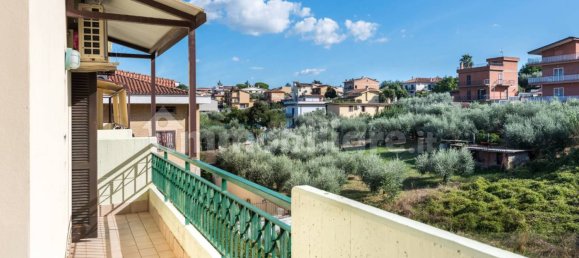 2 bedrooms Apartment in Rome, Italy No. 350372 14