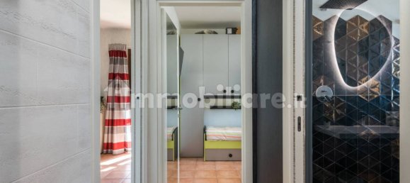 2 bedrooms Apartment in Rome, Italy No. 350372 16