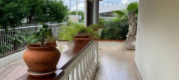 3 rooms Villa in Misano Adriatico, Italy No. 111445 3