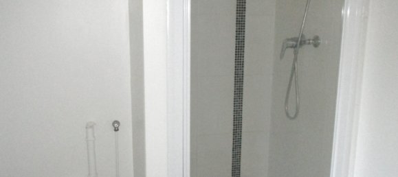 1 bedroom Apartment in Reims, France No. 49112 14