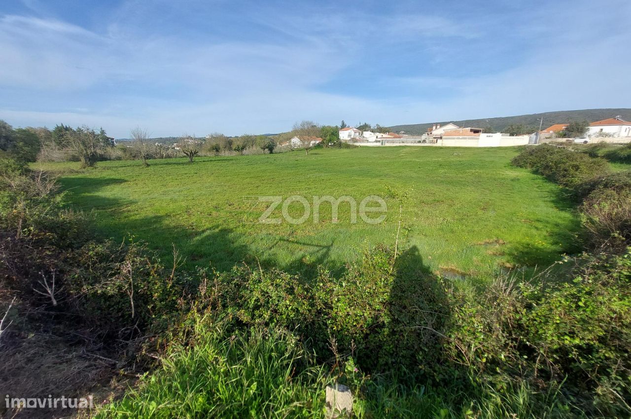 Земельный участок 500м² в Порту ди Мош, Португалия № 86869