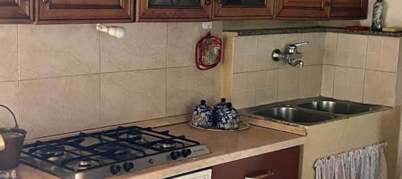 4 rooms House in Mantua, Italy No. 88559 10