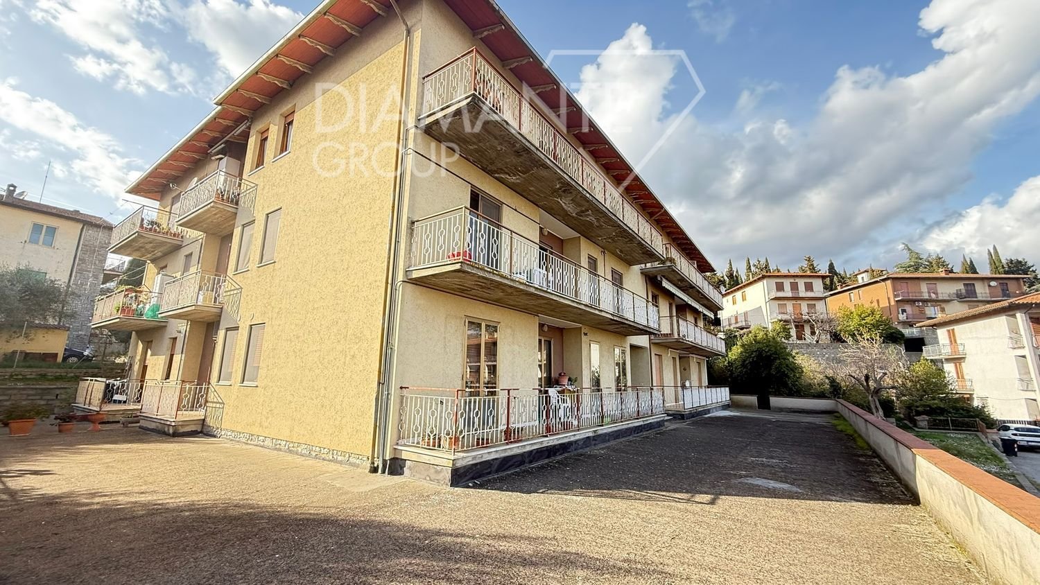 3 rooms Apartment in Tuoro sul Trasimeno, Italy No. 232124
