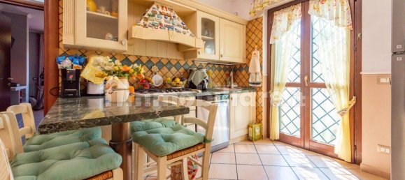 3 bedrooms Villa in Guidonia Montecelio, Italy No. 349233 12