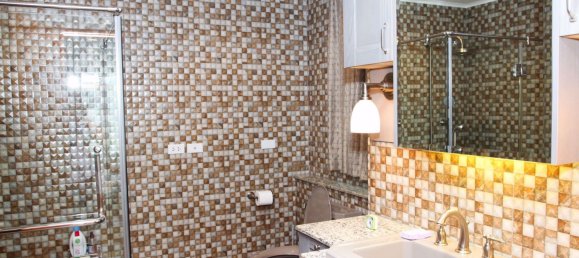 4 Schlafzimmer Eigentumswohnung in Khlong Toei, Thailand, Nr. 9688 8