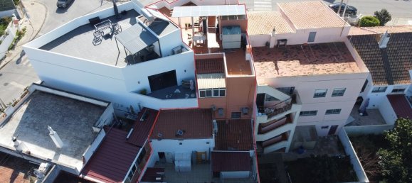 3 bedrooms House in Portimao, Portugal No. 62906 5