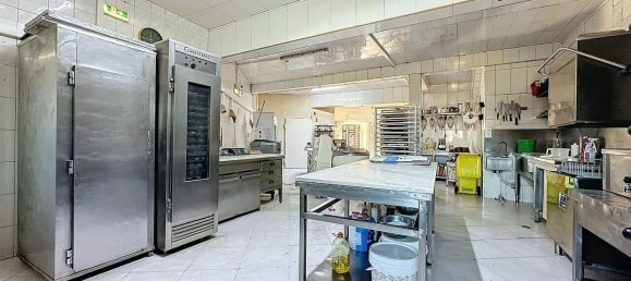 3 bedrooms House in Portimao, Portugal No. 62906 2