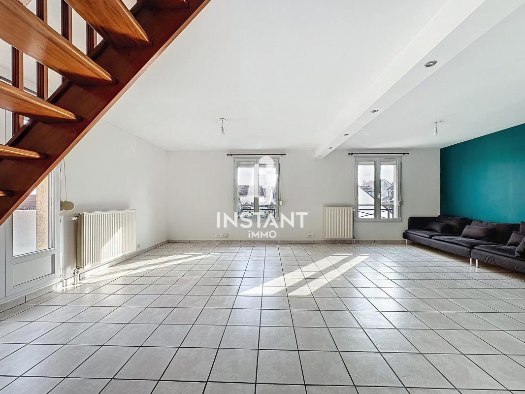 2 Schlafzimmer Doppelhaus in Pontault-Combault, France, Nr. 115383