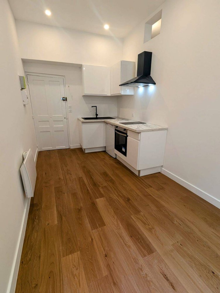 2-Zimmer Wohnung in Nice, France, Nr. 325831