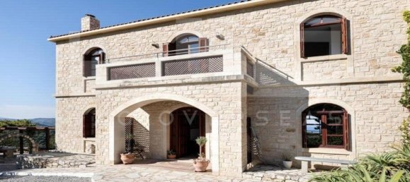 5 bedrooms Villa in Crete, Greece No. 8942 10