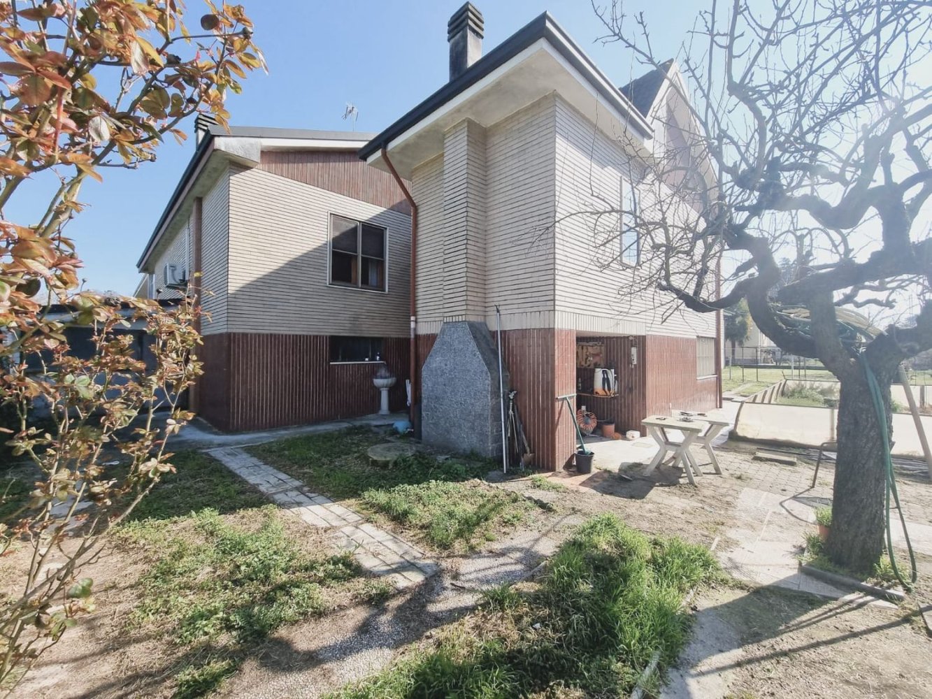 6 rooms House in Alessandria, Italy No. 66666