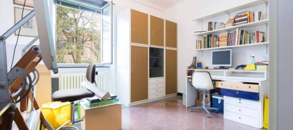 3 Schlafzimmer Wohnung in Genoa, Italy, Nr. 101637 3