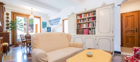 3 Schlafzimmer Wohnung in Genoa, Italy, Nr. 101637 5