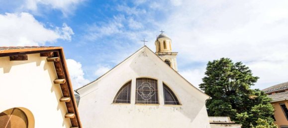 3 Schlafzimmer Wohnung in Genoa, Italy, Nr. 101637 2