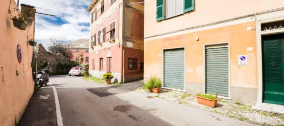 3 Schlafzimmer Wohnung in Genoa, Italy, Nr. 101637 26