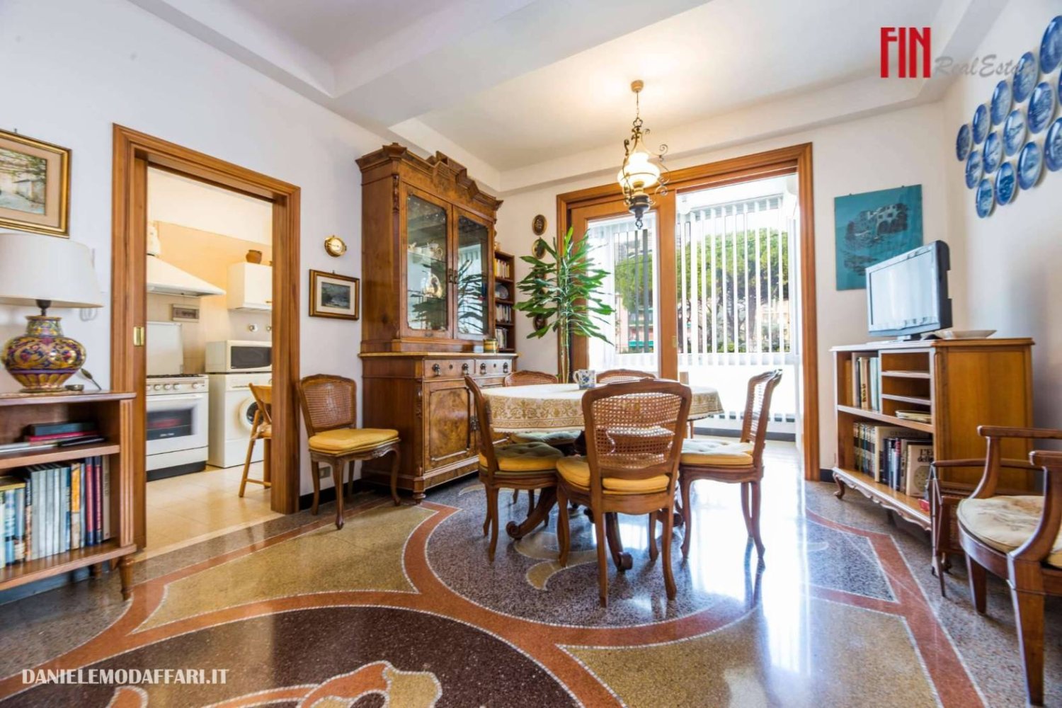 3 Schlafzimmer Wohnung in Genoa, Italy, Nr. 101637