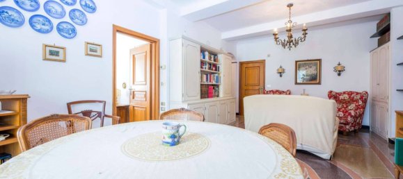 3 Schlafzimmer Wohnung in Genoa, Italy, Nr. 101637 30
