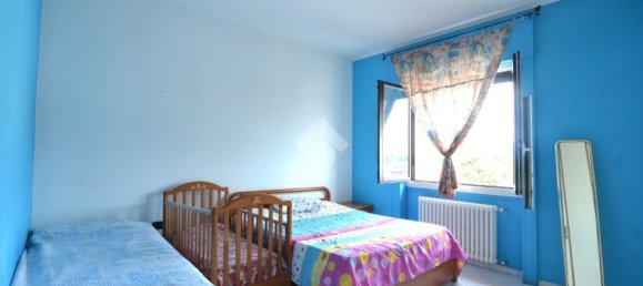 3-salle Appartement à Bernareggio, Italy No. 8307 10