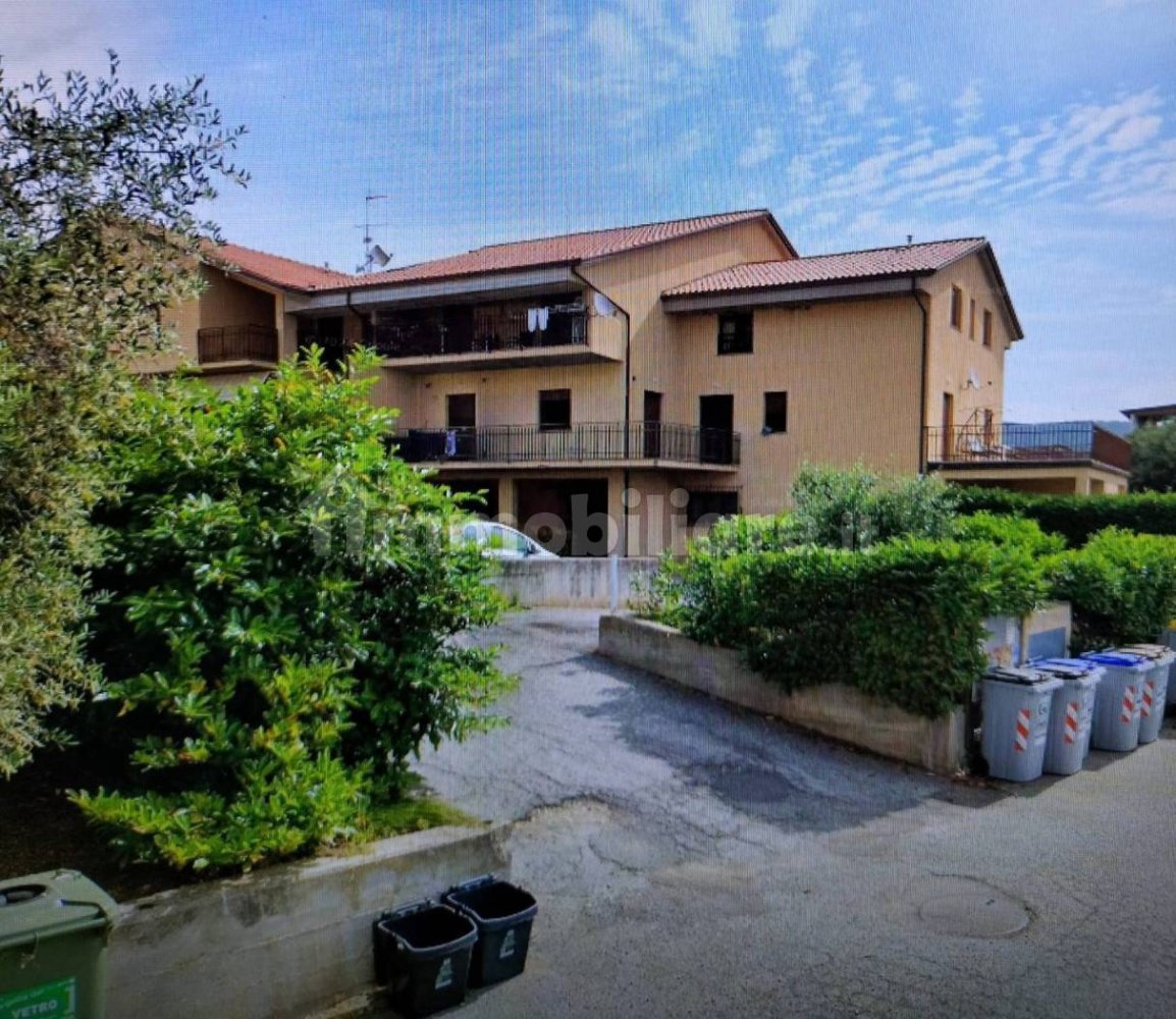 3 bedrooms Apartment in Passignano sul Trasimeno, Italy No. 50344