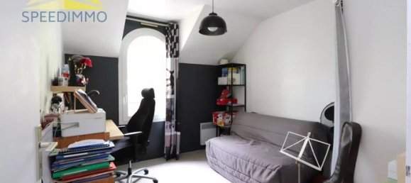 Квартира с 3 спальнями в Кретей, Франция № 282280 6