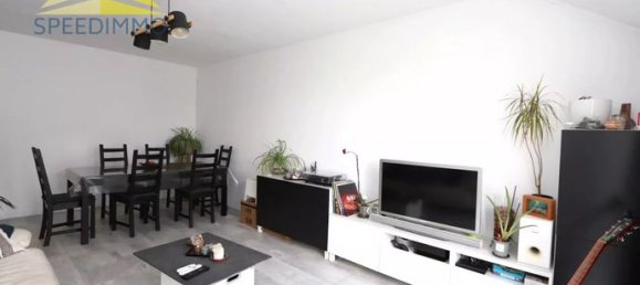 Квартира с 3 спальнями в Кретей, Франция № 282280 4