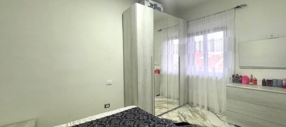 4 rooms Apartment in Ponsacco, Italy No. 19457 12