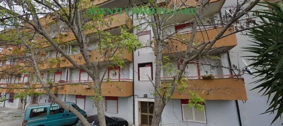 Квартира с 4 комнатами в Фалерна, Италия № 296752 5