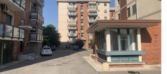 4 rooms Apartment in Trezzano sul Naviglio, Italy No. 6311 5