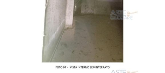 Propiedad comercial en Quartu Sant'Elena, Italy 325 m² No. 49971 28