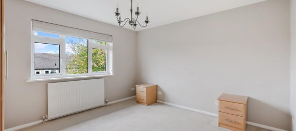 2 bedrooms Apartment in Ashtead, United Kingdom No. 9749 3