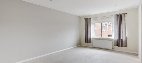 2 bedrooms Apartment in Ashtead, United Kingdom No. 9749 4