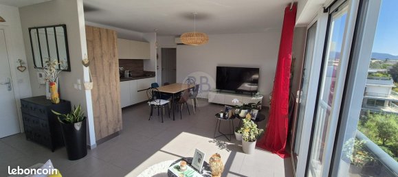 Apartamento T1 em Saint-Raphael, France N.º 280734 2