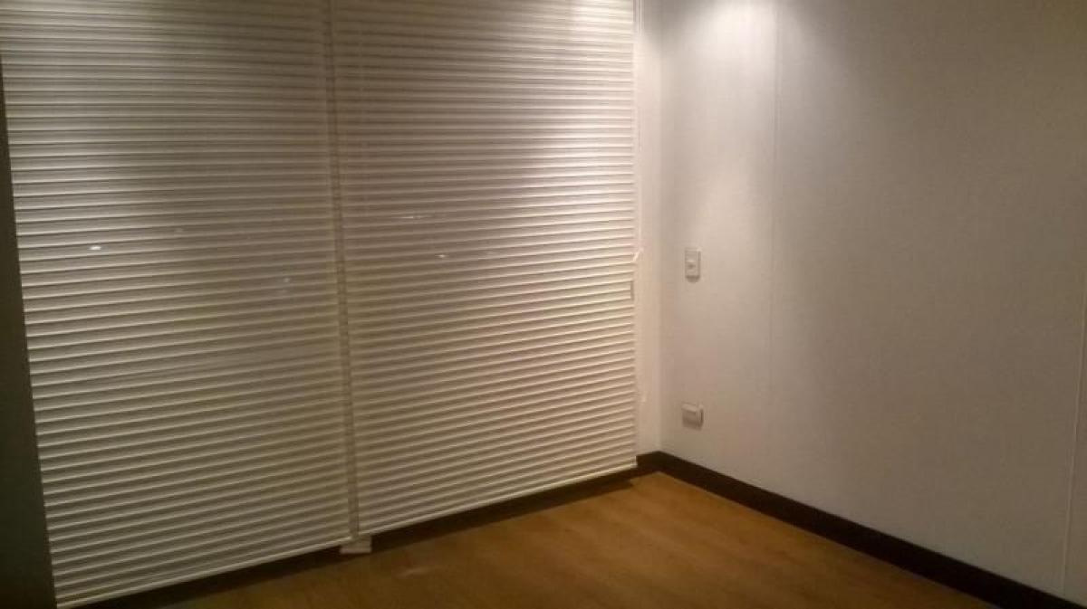 2 bedrooms House in Bogota, Colombia No. 12801