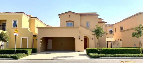 3 Schlafzimmer Villa in Dubai, UAE, Nr. 104094 3