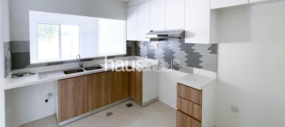 3 bedrooms Villa in Dubai Land, UAE No. 98745 3