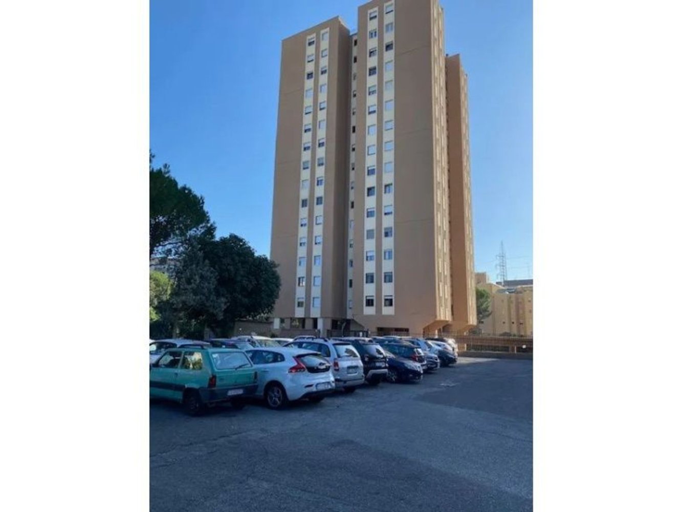 4-Zimmer Wohnung in Rome, Italy, Nr. 44145