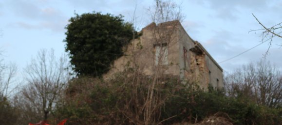 Дом с 6 комнатами в Понцано ди Фермо, Италия № 66098 4