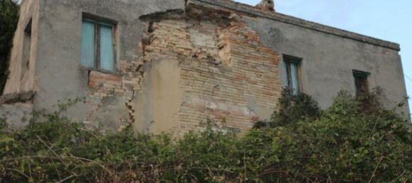 Дом с 6 комнатами в Понцано ди Фермо, Италия № 66098 45