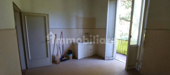 3 Schlafzimmer Wohnung in Florence, Italy, Nr. 158977 15