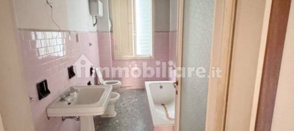3 Schlafzimmer Wohnung in Florence, Italy, Nr. 158977 7