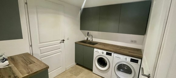 5 bedrooms House in Carignan-de-Bordeaux, France No. 361884 8