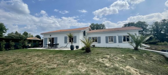 5 bedrooms House in Carignan-de-Bordeaux, France No. 361884 2