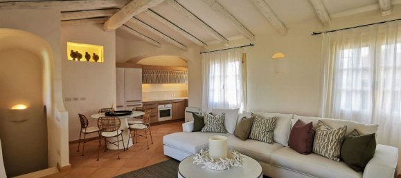 3 Schlafzimmer Haus in Arzachena, Italy, Nr. 377530 3